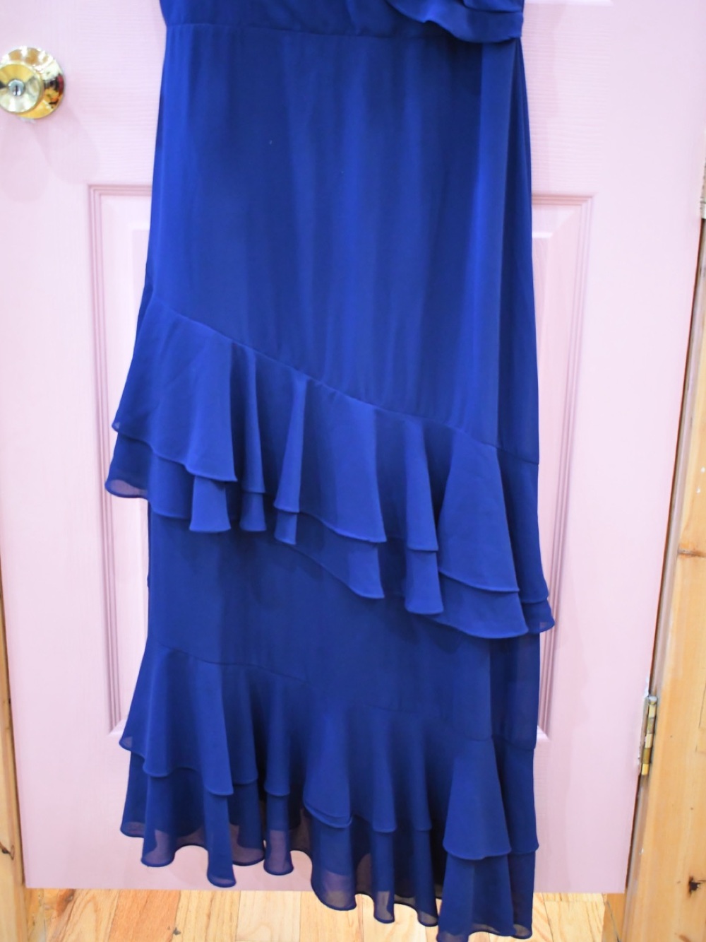 Lulu's Navy Ruffle High-Low Dress M - Picture 3 of 4